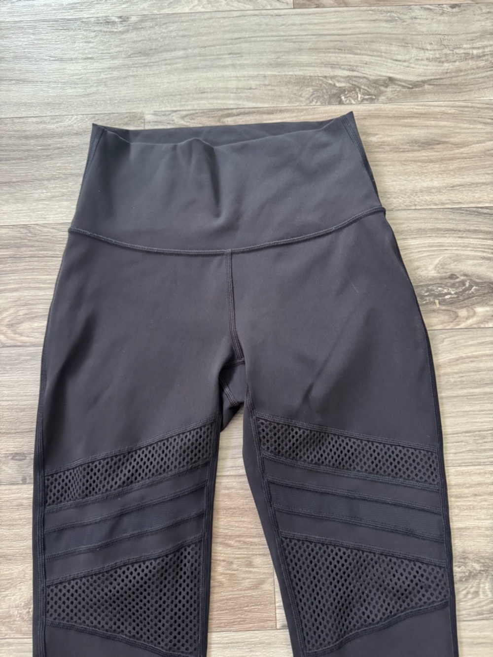 Lululemon Wunder Under High-Rise Tight *Mix & Mesh 28" in Black Size 4 - Picture 2 of 9